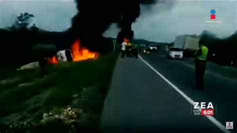 Explota Pipa Con Combustible Mientras Personas La Saqueaban Imagen