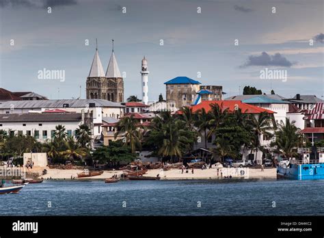 Zanzibar Stone Town Beach Hi Res Stock Photography And Images Alamy