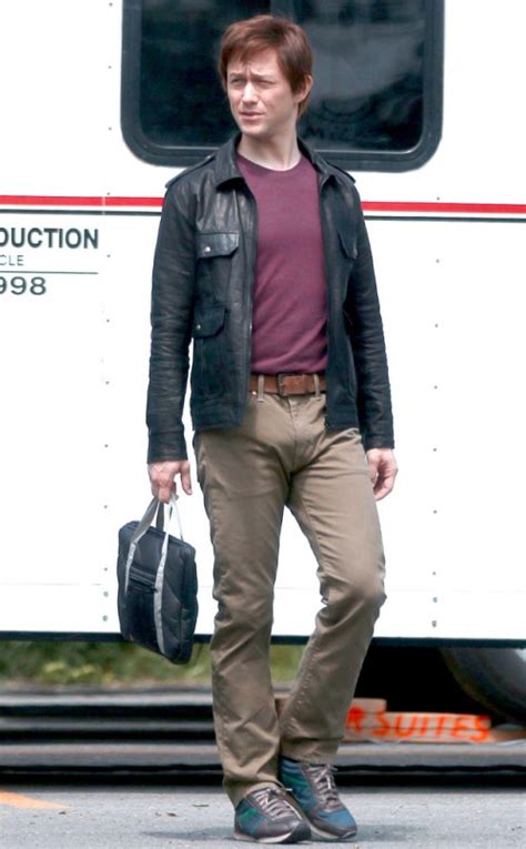 Omg Gossip Introducing The Joseph Gordon Levitt Mega Bulge Omgblog