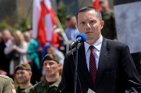 Poczta Polska Tomasz Zdzikot Nowym Prezesem Kim Jest I Ile Zarobi