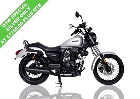 2018 SINNIS HOODLUM 125 SILVER ONLY AT THIS PRICE In Brighton