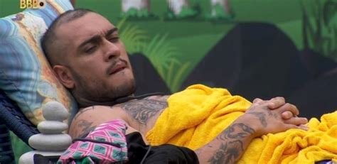 BBB Você acha que gordo manda nude diz Bin
