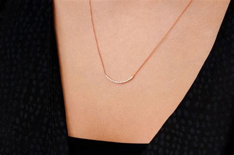 Icebox Curved Bar Diamond Necklace Connected K Solid Gold Ctw