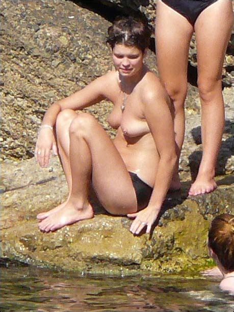 Pixie And Peaches Geldof Topless Picture 20098originalpixiegeldof Topless 2009 08 3