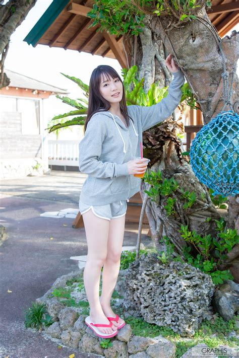 [graphis] Gals Airi Suzumura 鈴村あいり 141p Telegraph