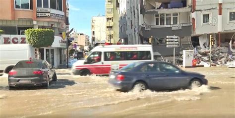 Deprem Sonras Korkutan G R Nt Hatayda Deniz Seviyesi Y Kseldi