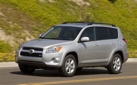 2012 Toyota RAV4 - Information and photos - MOMENTcar