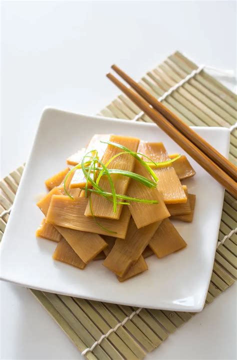 Menma Seasoned Bamboo Shoots For Ramen Wok Skillet