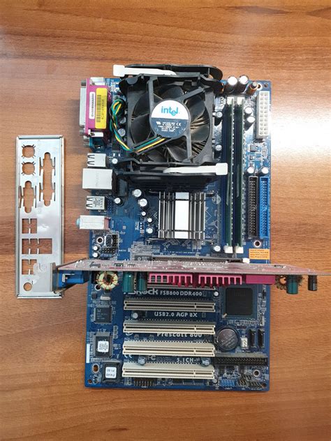 Placa De Baza Asrock Fsb Ddr