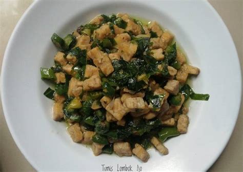 Resep Tumis Cabai Hijau Daun Melinjo & Tempe oleh Bintu Tsaniyah - Cookpad