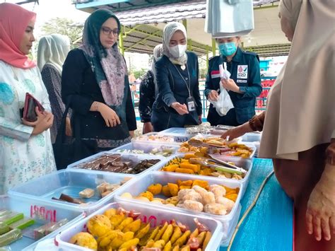 Dinkes Bengkalis Bersama Loka Pom Uji Makanan Di Pasar Ramadan