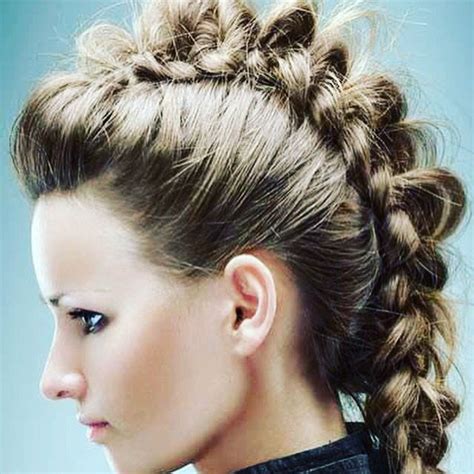 Maw Hawk Braids Long Hair Styles Braided Hairstyles Braided Mohawk