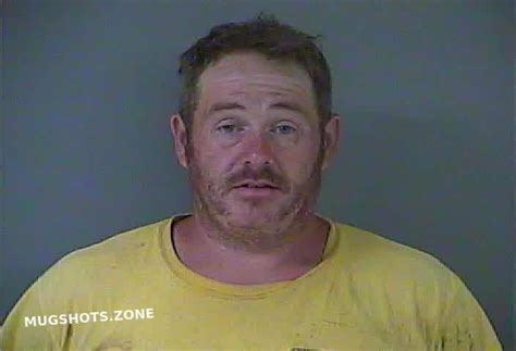 TRAVIS MICHAEL JAY 06 01 2023 Crittenden County Mugshots Zone