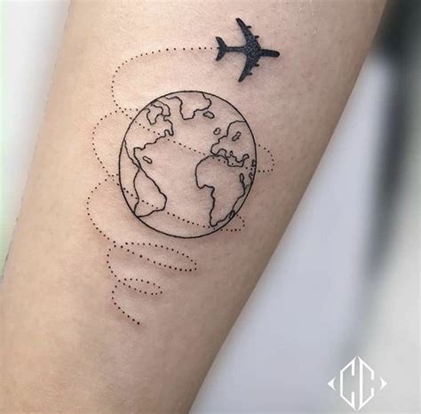 Pin By Ka Maciell On Tattoo Globe Tattoos Small Hand Tattoos