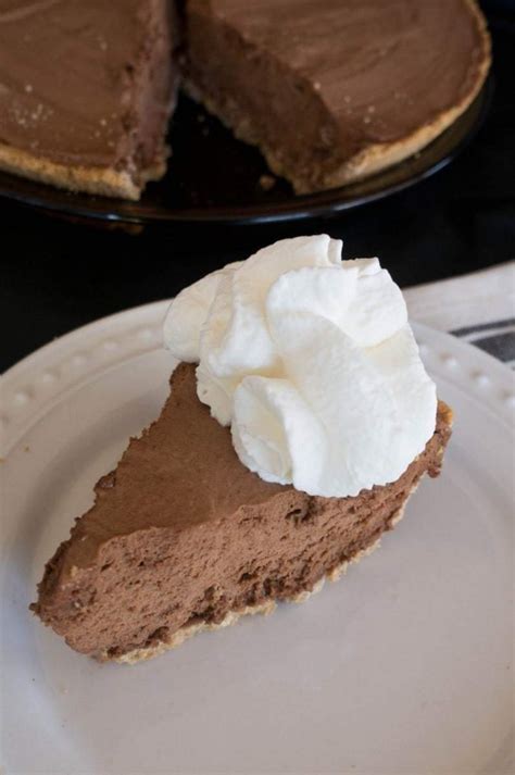 Frozen Chocolate Pie Recipe - A Mom's Take