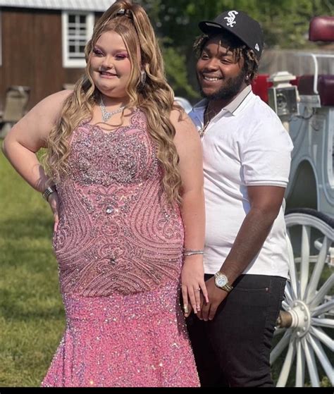 Lisa Says On Twitter Is There Anything More Wholesome Than Honey Boo Boos Prom