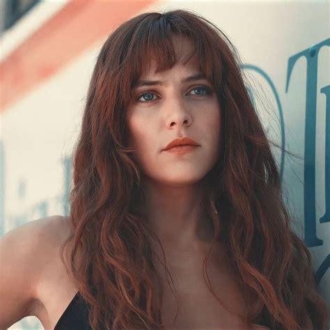 Riley Keough Icon Hair Cuts Long Curly Hair 1970s Hairstyles