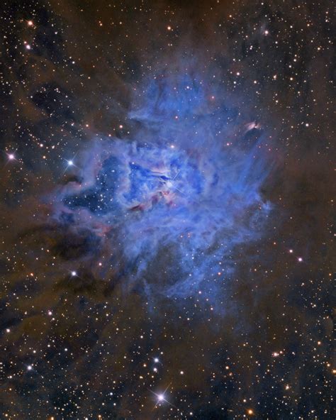 NGC 7023: Мъглявината Ирис | Look at the Stars