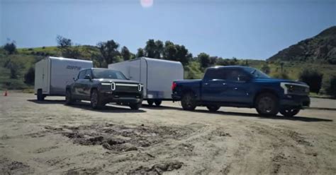 Electric Truck Towing Test Rivian R T Vs Ford Lightning Watch Video