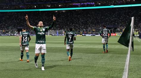 Palmeiras Solicita Mudan A De Data Do Cl Ssico Contra O Corinthians