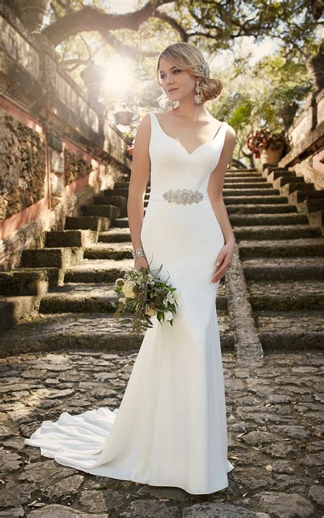 Modern Classic Wedding Dresses Essense Of Australia Wedding Dresses