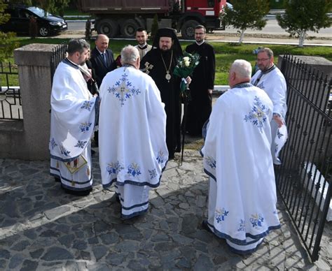 Liturghie Arhiereasc N Parohia Cehu Silvaniei Episcopia S Lajului