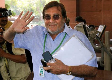 Vinod Khanna Remembering Vinod Khanna On His Birth Anniversary Here