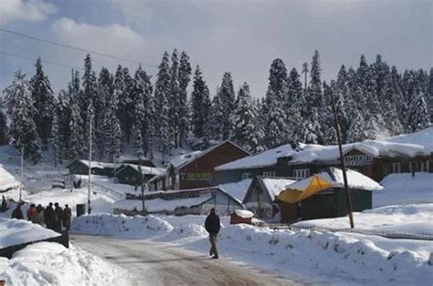 Patnitop Hill Station Tour Services in Kashmir, Municipal Committee Gulmarg | ID: 13836267533