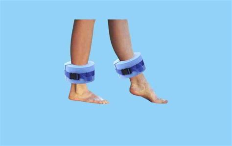 5 Best Water Ankle Weights For Exercising In The Pool