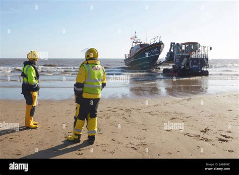 Distintivo de llamada de bote salvavidas de emergencia fotografías e