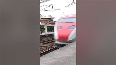 282次普悠瑪楊梅快速通過 臺鐵 新自強號 282次 普悠瑪 傾斜式列車 Temu2000型 Youtube