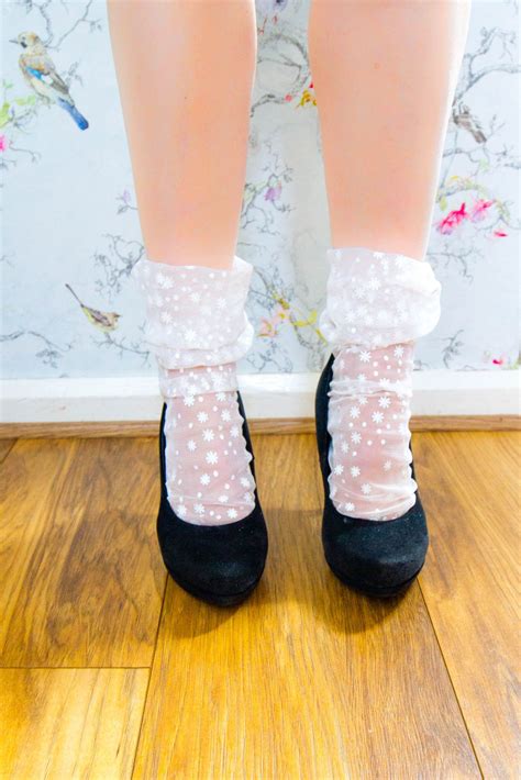 White Tulle Socks With Glitter Snowflakes Sheer Fashion Ankle Socks