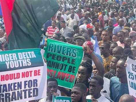 Protests Erupt In Port Harcourt Over Tinubus Intervention I