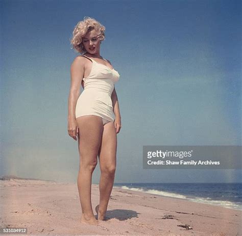 Marilyn Monroe Beach Photos and Premium High Res Pictures - Getty Images