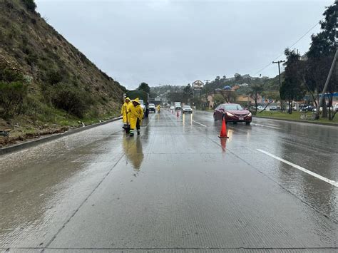 Contin An Labores De Limpieza Y Desazolve Durante Lluvias En Tijuana