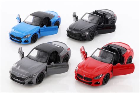 Kinsmart BMW M8 Competition Coupe Diecast Car Set - Box of 12 1/38 Diecast Cars, Assorted Colors ...