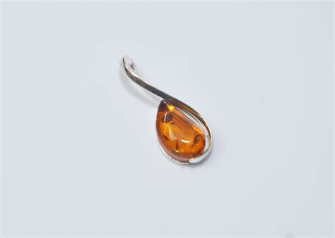 Avis De Magali OOO Sur Pendentif En Ambre Cognac Sur Argent 925 1000