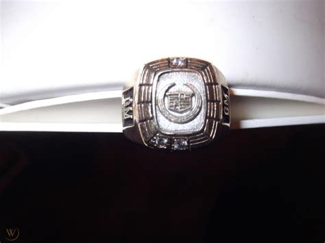 10k Gold Salesman Gm Cadillac Reward Ring 3 Diamond Settings Size