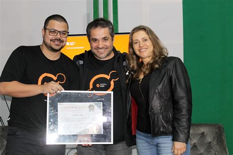 A Incubadora Do TecnoPARQ Gradua E Entrega Mais Uma Empresa Para O