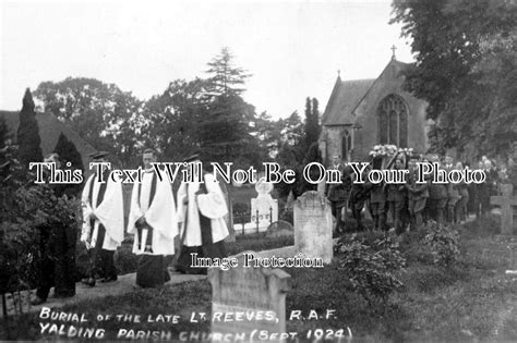 Ke 1553 Burial Of Lt Reeves Raf Yalding Church Canon Leigh Kent 1