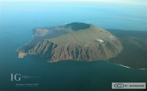 ISLAS GALÁPAGOS - Instituto Geofísico - EPN