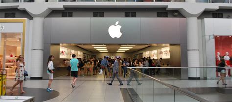 Apple Store Shopping for Macs iPhones & iPads - Signa