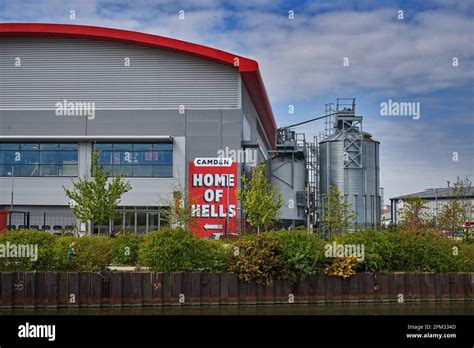 Camden Town Brewery Enfield Hi Res Stock Photography And Images Alamy