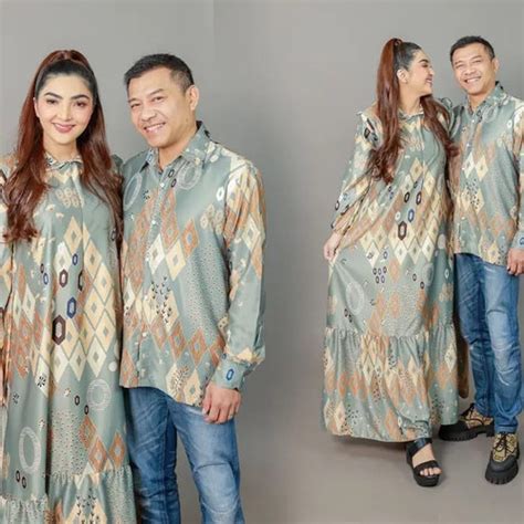 Jual Baju Couple Sarimbit Keluarga Muslim Gamis Koko Lebaran Silk