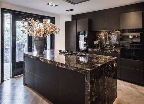 Black Marble Kitchen | Interior design kitchen, Modern kitchen design ...