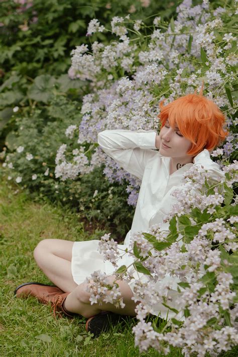 The Promised Neverland Emma Cosplay By Jackieuniverse On Deviantart