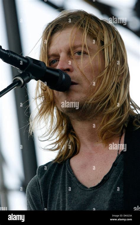 Puddle Of Mudd Hi Res Stock Photography And Images Alamy