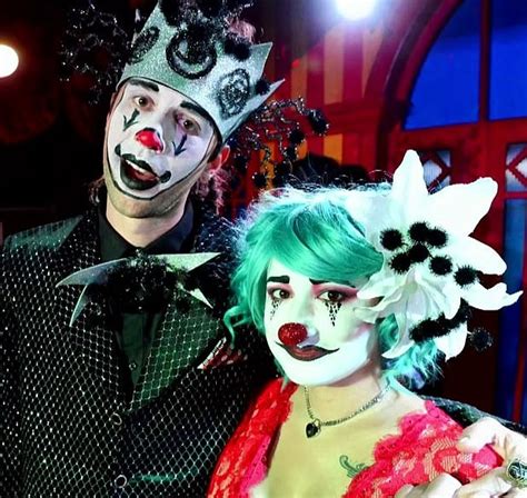 ‘clown Sex Fetish Couple Are Now Seeking A Threesome To Spice Up Their