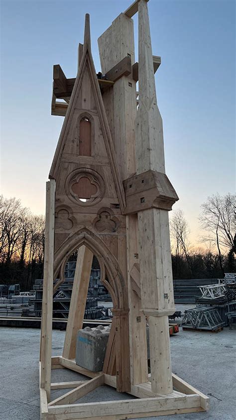 Meet The Two American Carpenters Who Are Helping Rebuild Notre Dames