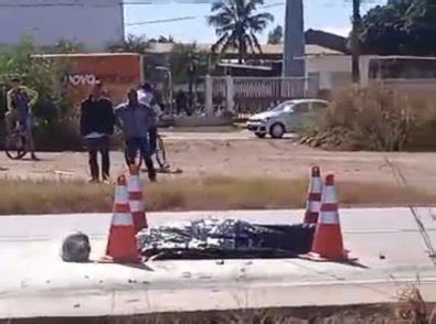 MOTO EXPLODE AO BATER EM CARRETA E PILOTO MORRE CARBONIZADO EM MATO